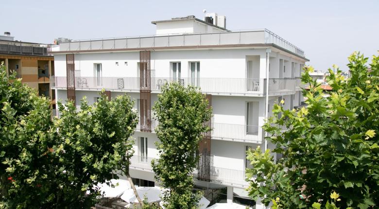 hotelhollywood it soggiorno-al-mare-a-rimini-miramare 023